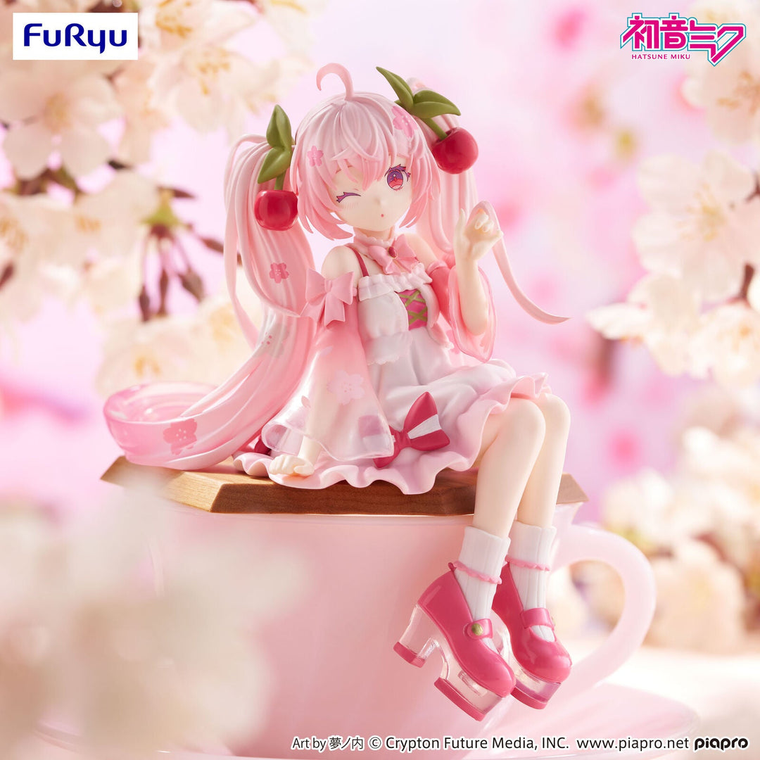Furyu Hatsune Miku Noodle Stopper -Sakura Miku 2025 Wink Ver.